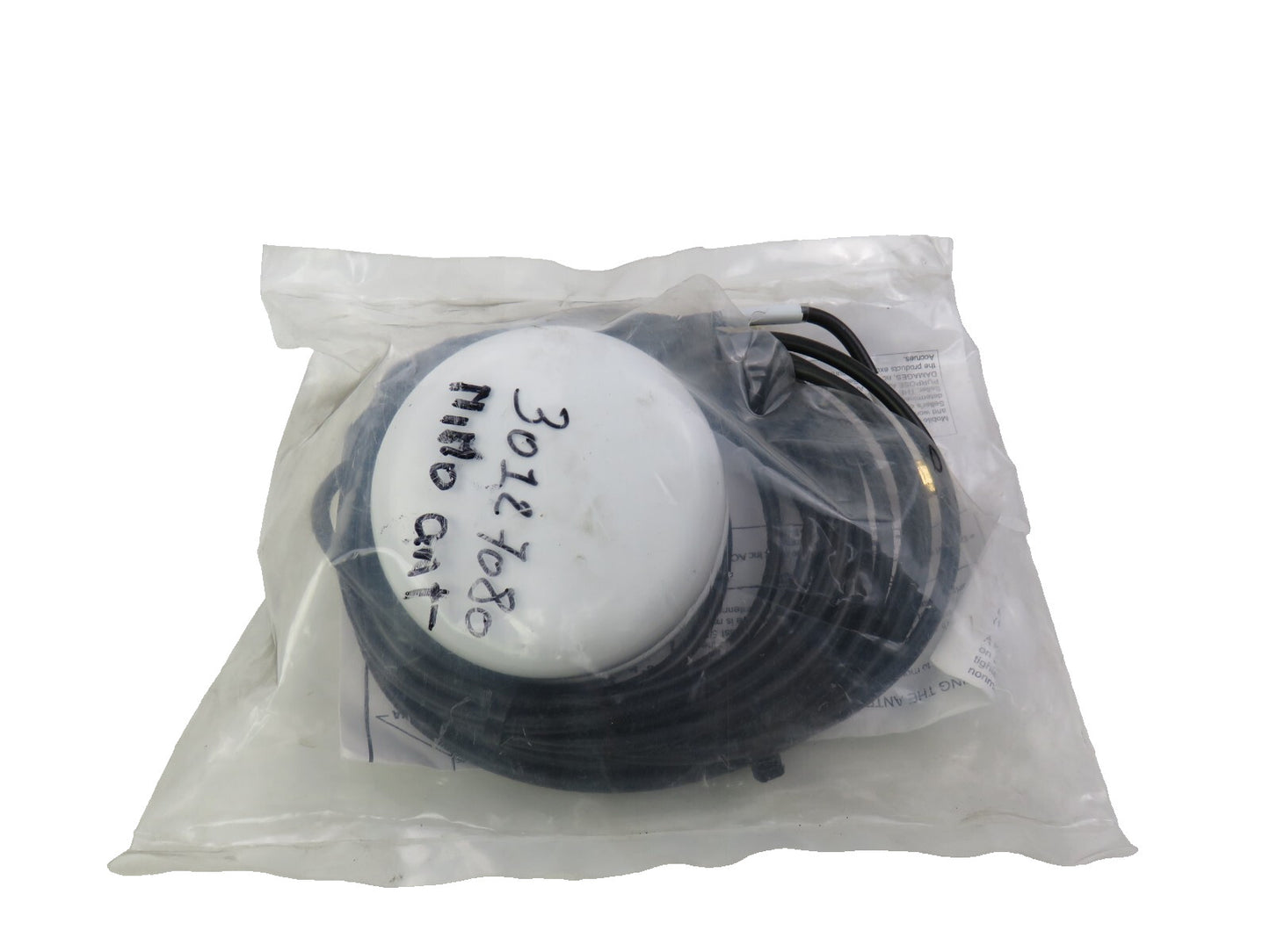 Mobilemark PD01-SMD-W-3C3C-WHT-180 Dome WiFi Antenna with SMA RP WiFi New