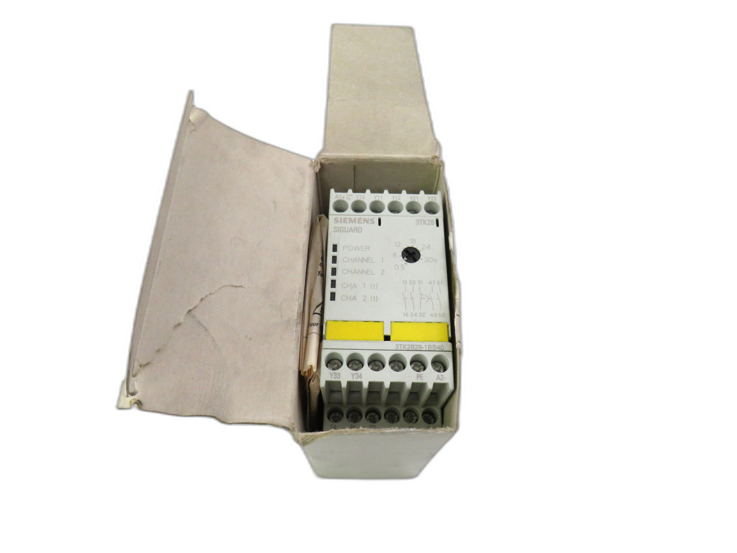 SIEMENS 3TK2828-1BB40 New