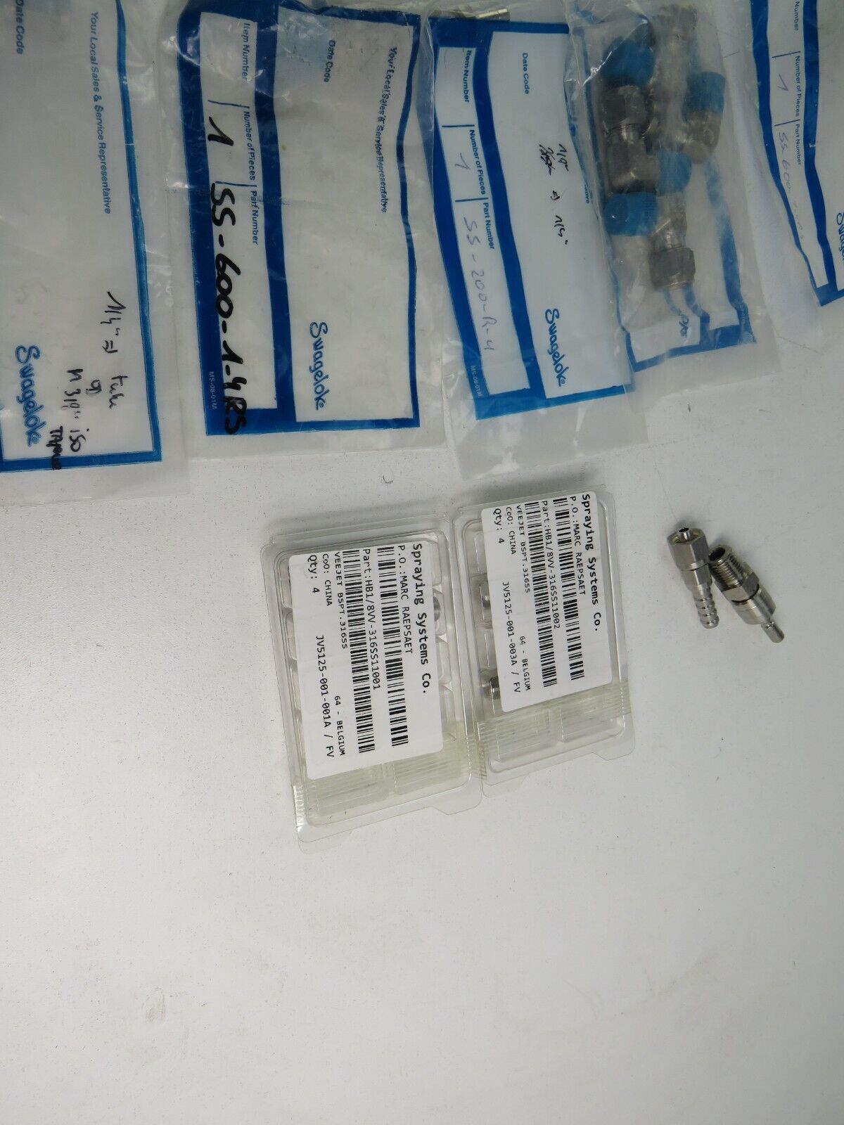 swagelok ss-600-1-4rs elbows ss-400-2-2 ss-4m2-1 ss-8mo-set Lot of 40 New