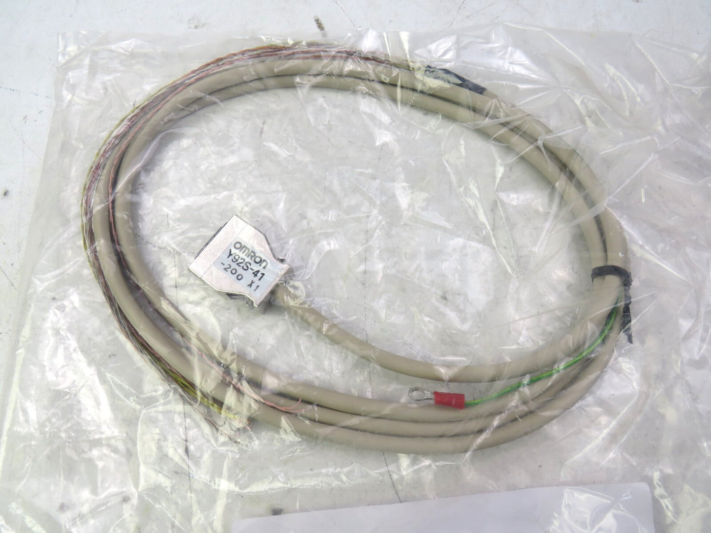Omron Y92s-41-200 DISCRETE OUTPUT CABLE, New