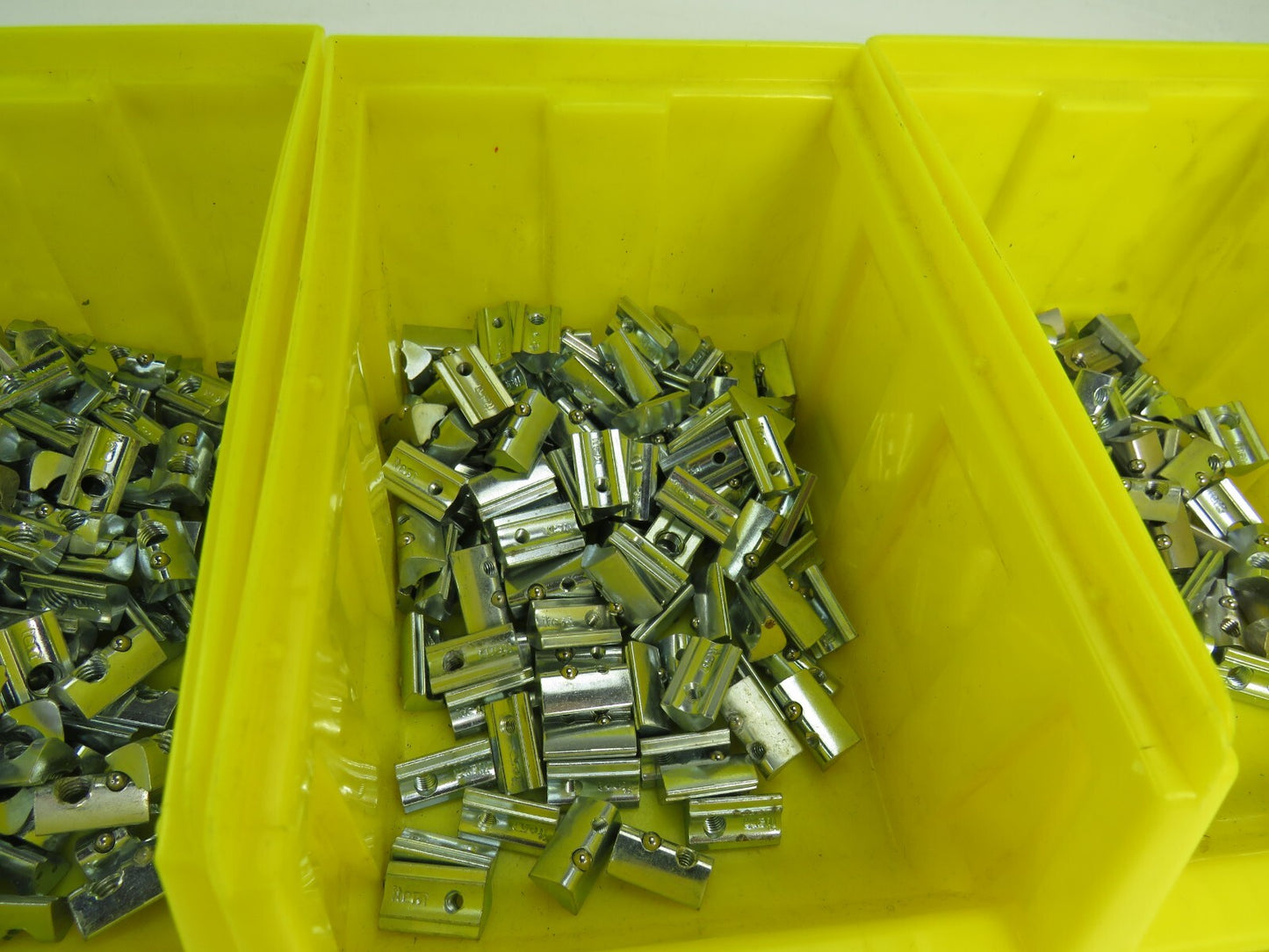 ITEM T-NUTS T-SLOT Lot of 500 New