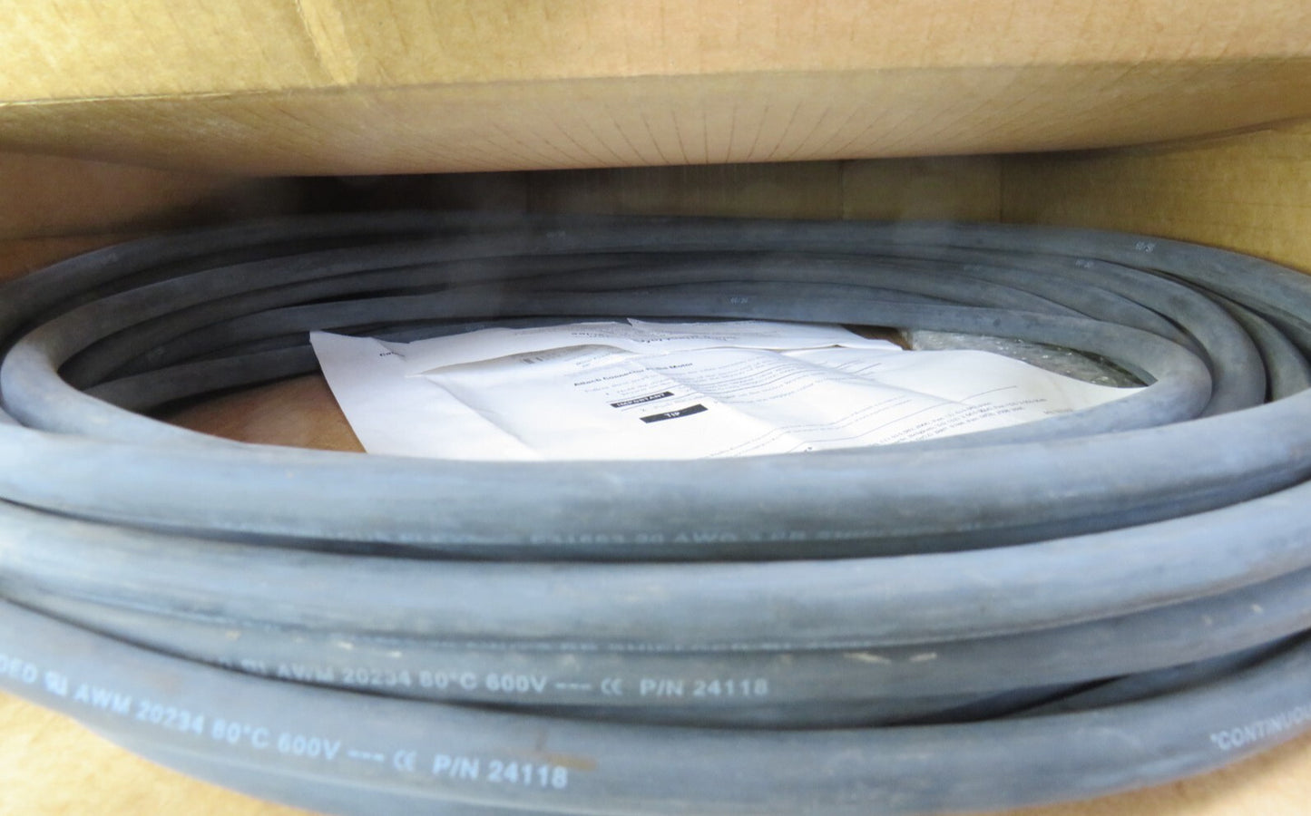 ALLEN BRADLEY 1326-CCUT-L-015 CABLE New