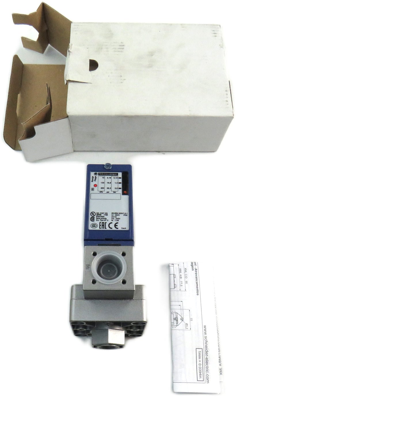 TELEMECANIQUE SCHNEIDER XML A002A2S11 Pressure Switch New