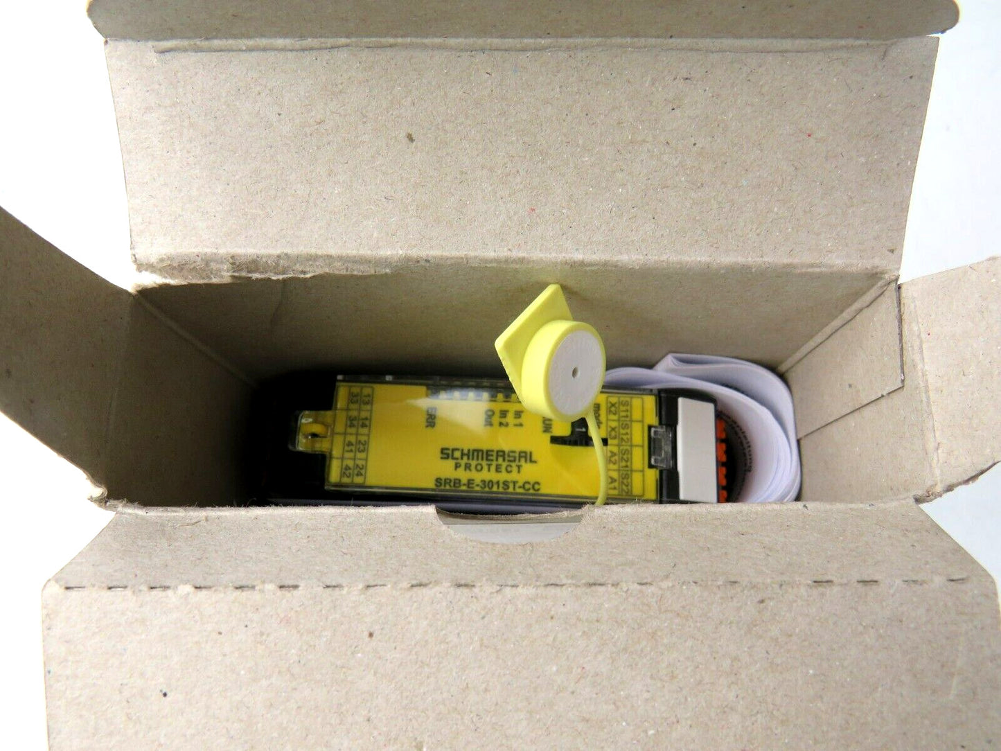 SCHMERSAL SRB-E-301ST-CC MULTIFUNCTIONAL SAFTEY RELAY MODULE New