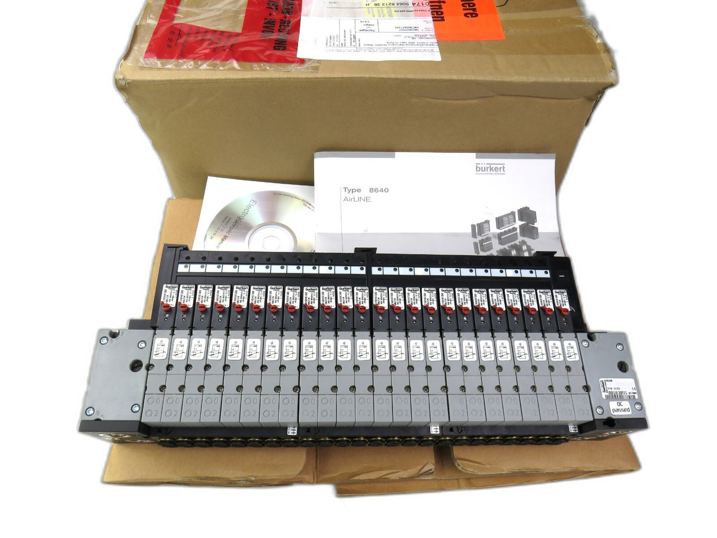 BURKERT  00183055 8640 valve block 24 x bank 6524    New