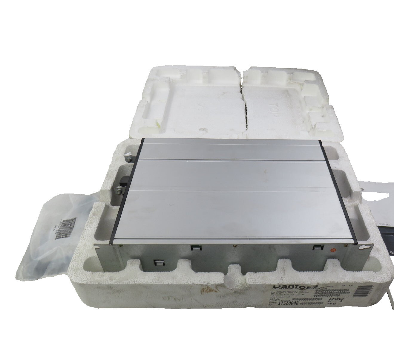 DANFOSS VLT5003PT5B20EBR3DLF00A00C0 VLT5000  175Z0048    New