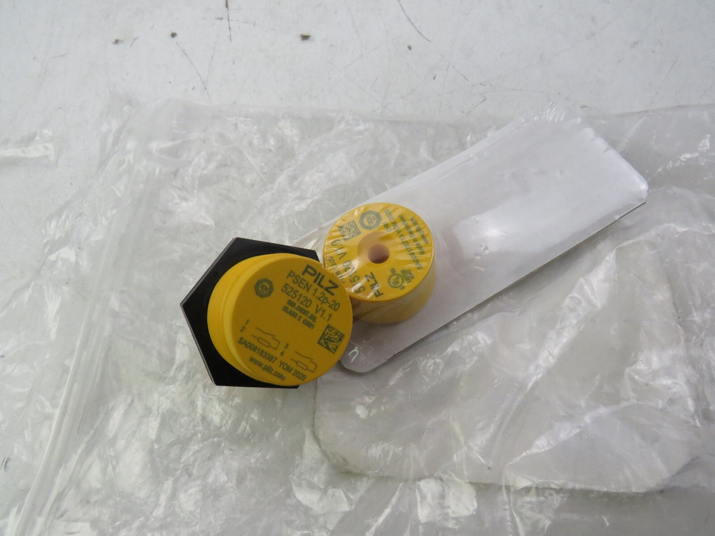 PILZ 505220 PSEN    New