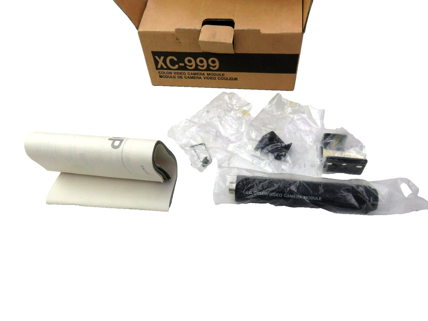 Sony XC-999 /999-P XC-711 39797 COLOR VIDEO CAMERA MODULE DC 10.5 -15V 6.2W