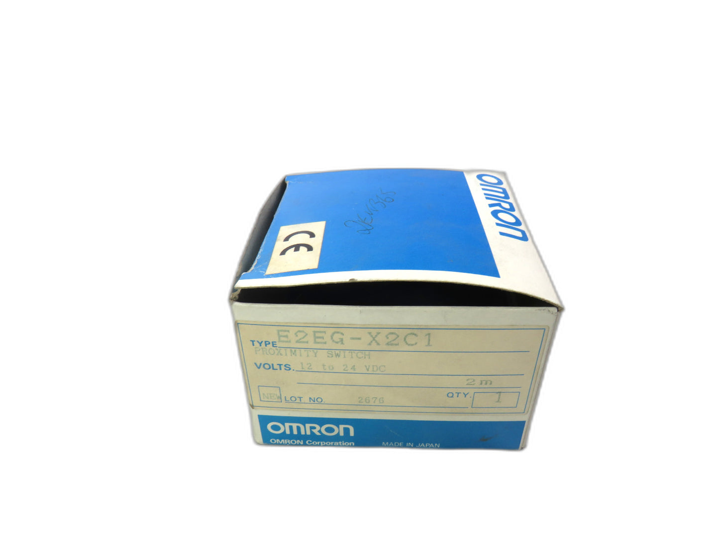 OMRON  E2EG-X2C1 PROXIMITY SWITCH   New