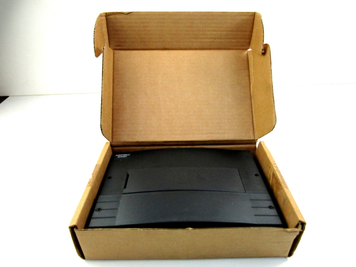 CONTROLLI  MN650-ARC  MN620 CONTROLLER Schneider Satchwell  New