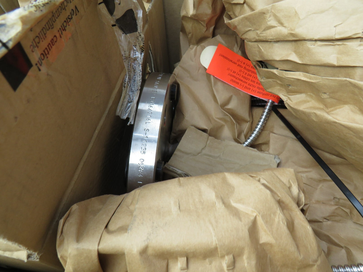 ENDRESS+HAUSER  FMD78-1XJD4/0 DELTABAR S 52017195 FMD78-BBA7F31AR1UA+Z1    New