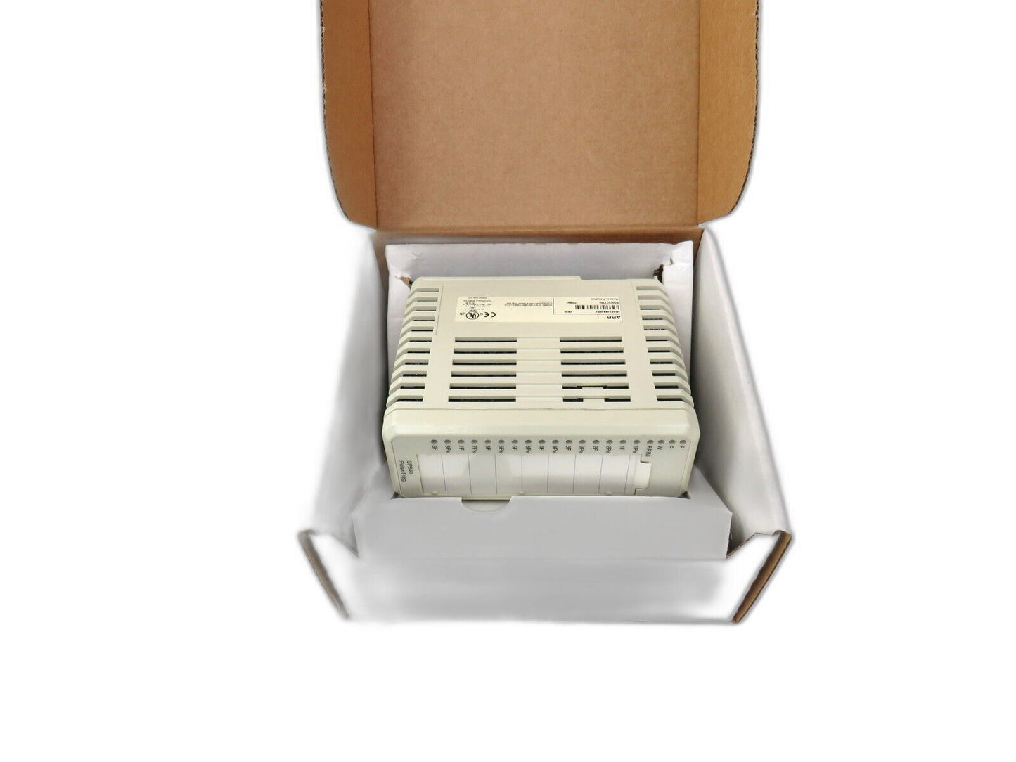 ABB 3BSE028926R1 DP840 S800 I/O   New