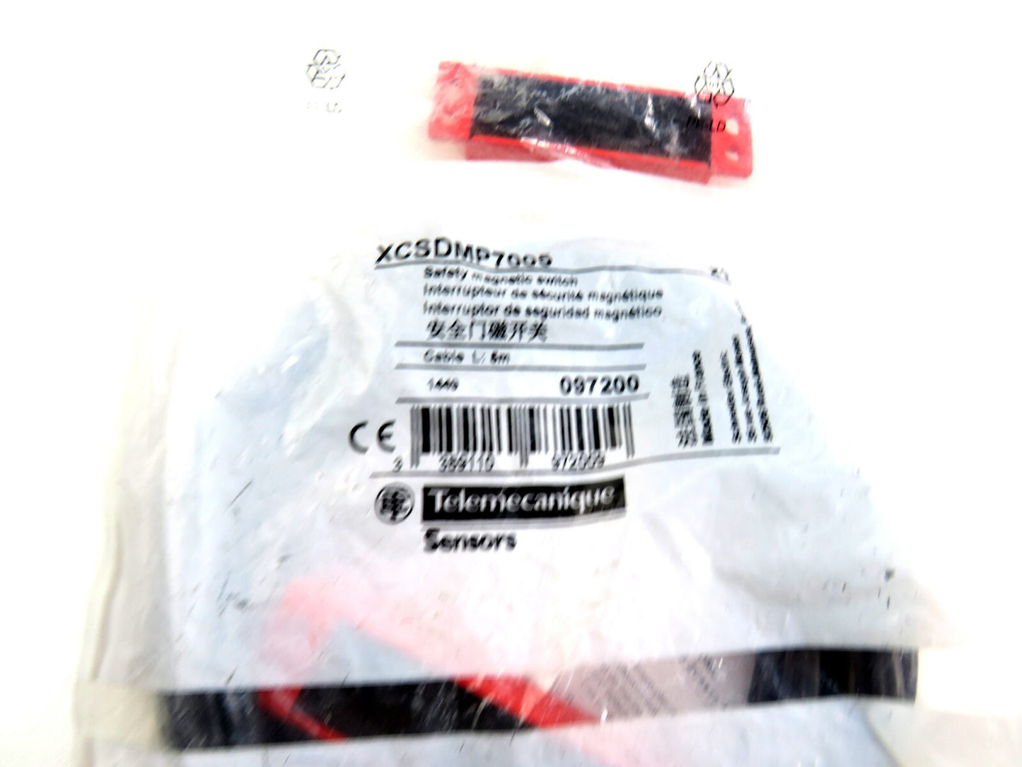 TELEMECANIQUE XCSDMP7005  SCHNEIDER XCSDMP7005  SAFETY MAGNETIC SWITCH     New