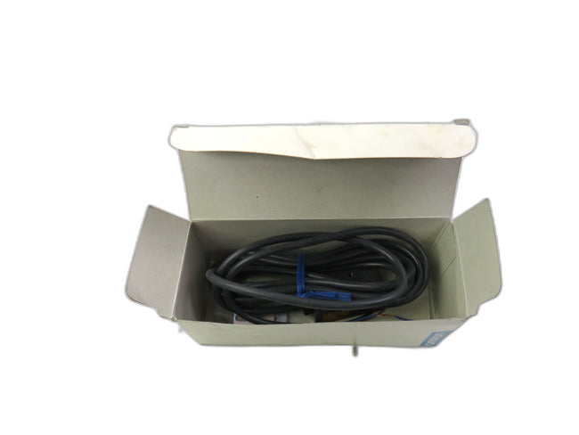 Omron  E3S-DS10B41 PHOTOELECTRIC SWITCH   New