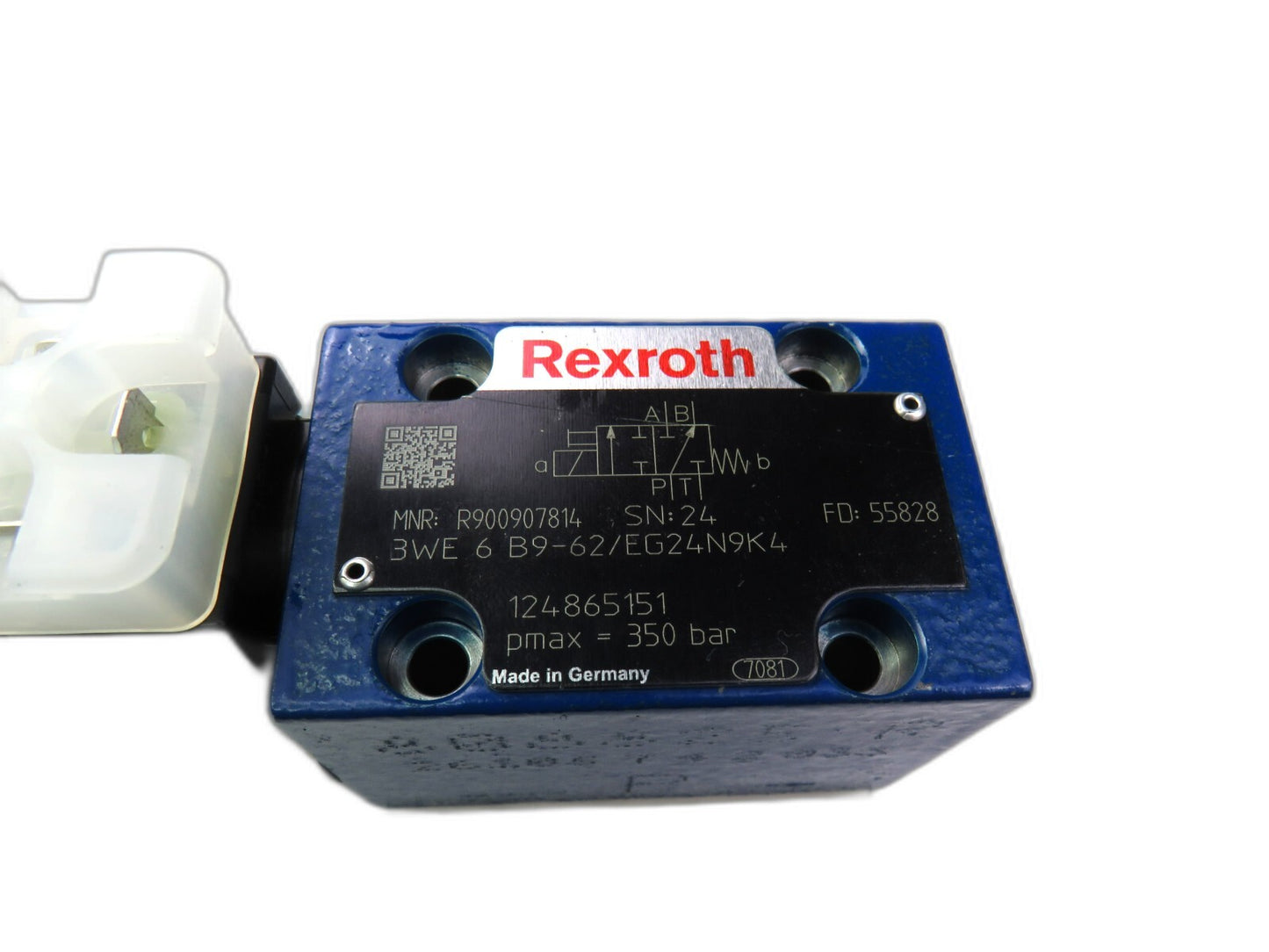 Rexroth Bosch R900907814 SOLENOID VALVE    New