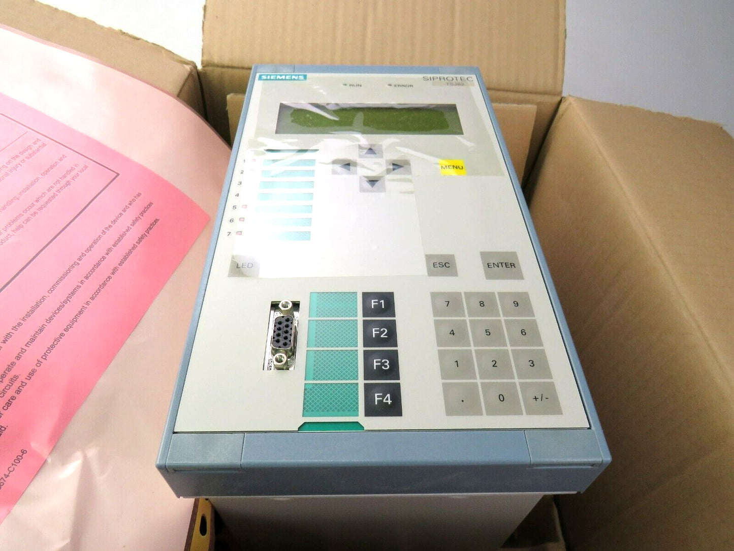 SIEMENS 7SJ6221-4EB00-1FB0/CC 7SJ62 Multifunction Protective Relay   New