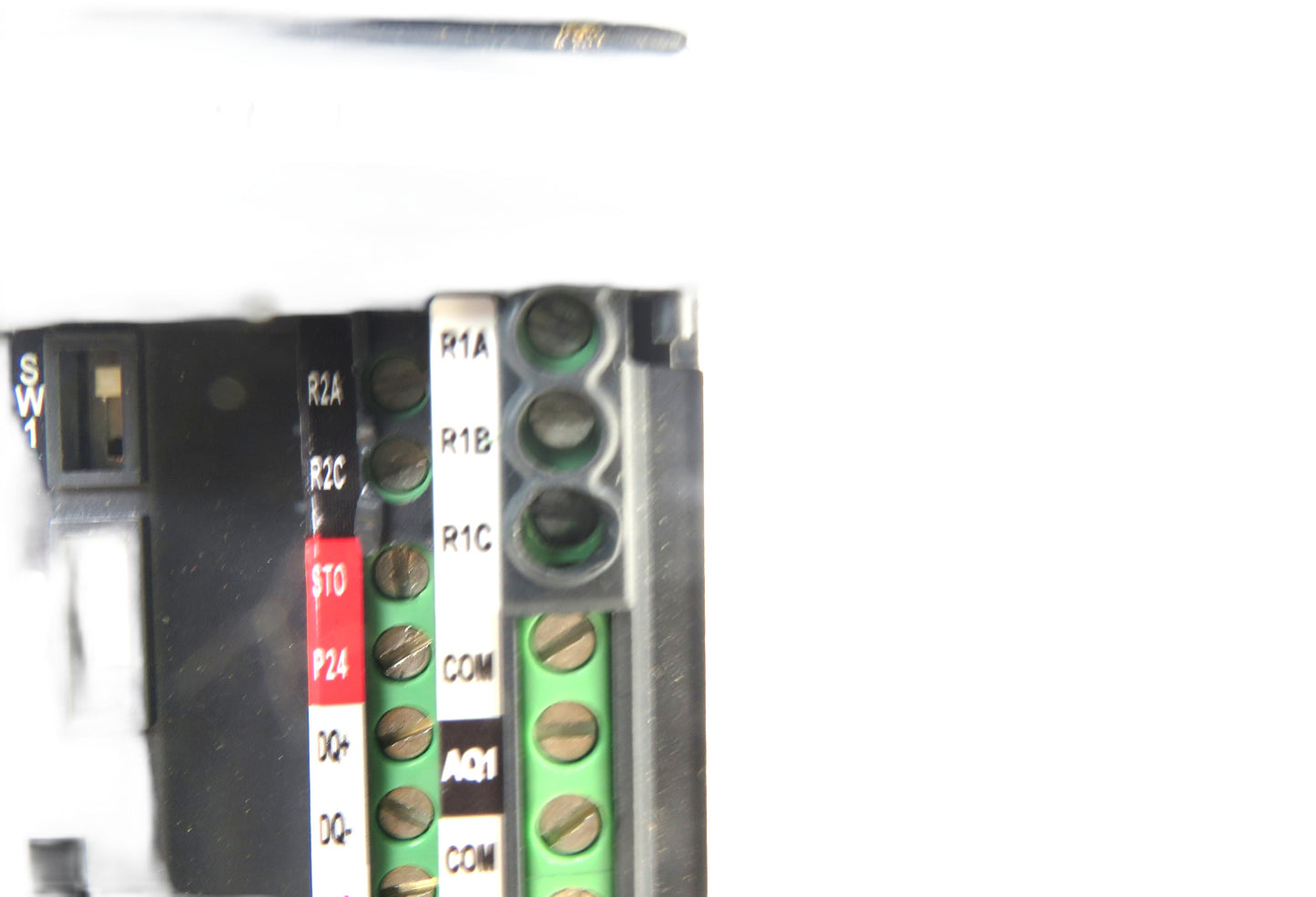 SCHNEIDER ELECTRIC ATV320U04N4B AC SPEED DRIVE 096638
