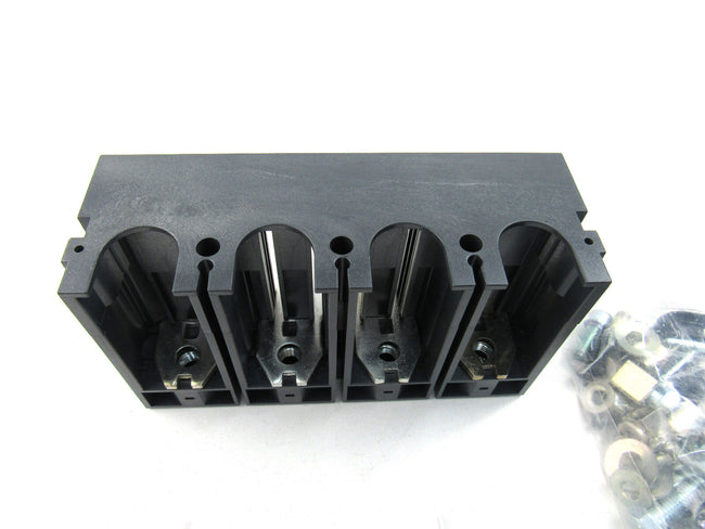 SCHNEIDER ELECTRIC  LV431060 NSX100-250 ONE PIECE SPREADER  New