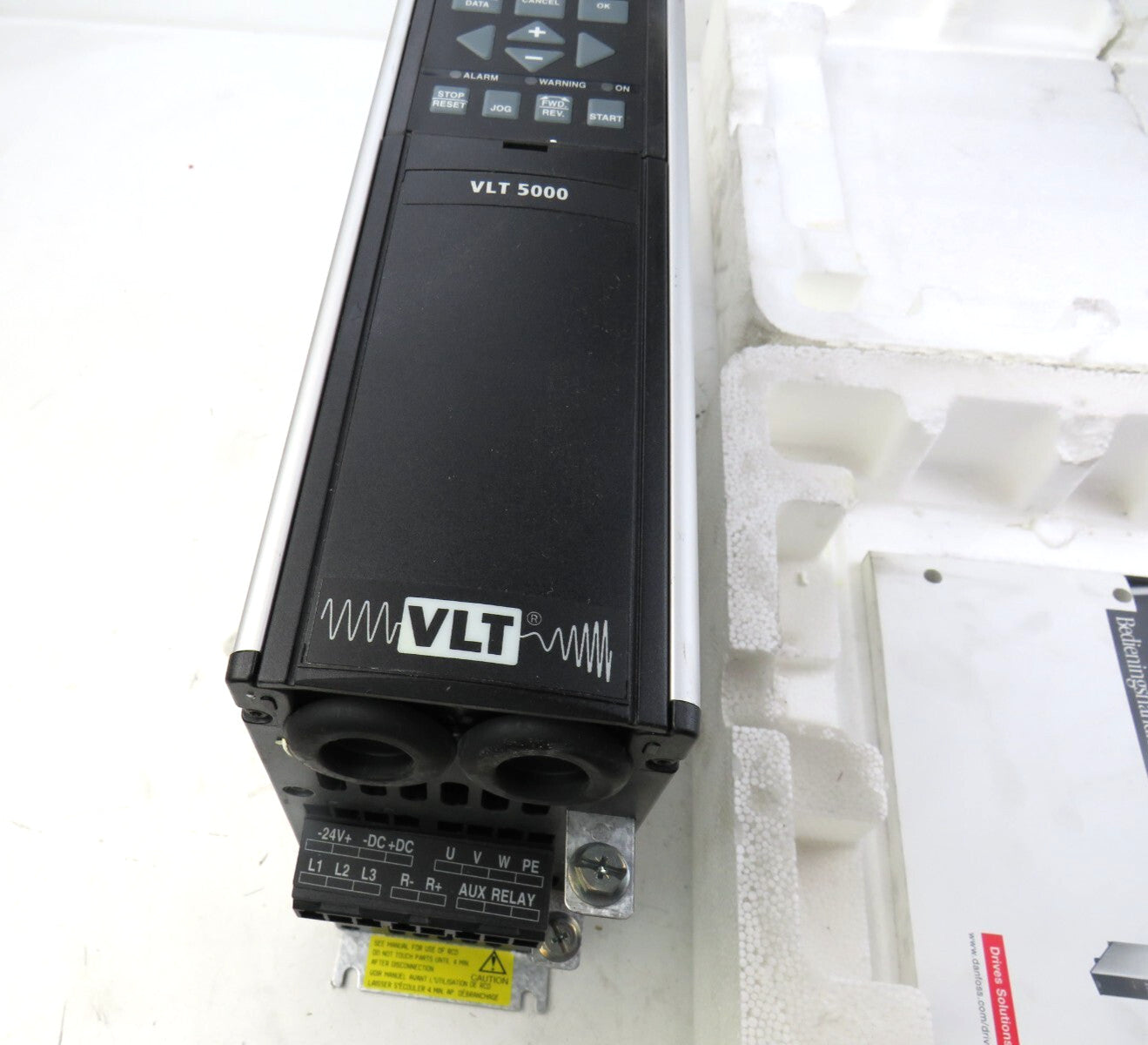 DANFOSS VLT5003PT5B20EBR3DLF00A00C0 VLT5000  175Z0048    New