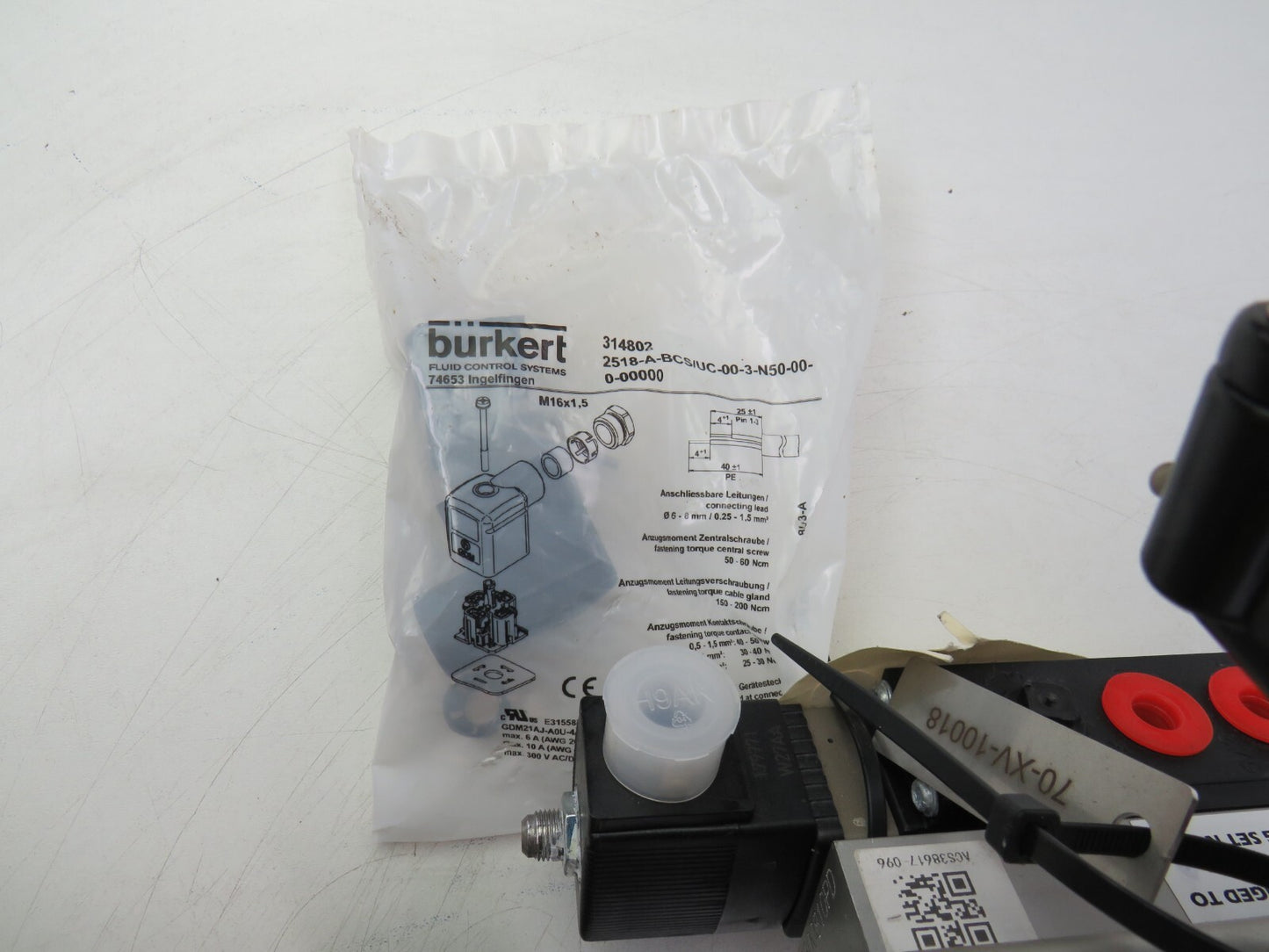 ACTREG EN ISO5211-F05F07-Y-LD-17  ACTUATOR  APL-210N 6519 W 6,0 00131421