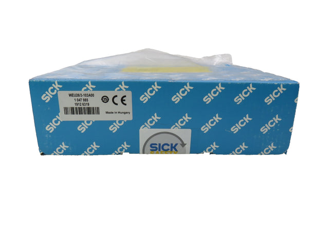 SICK  1047985 WEU26/3-103A00  sealed New