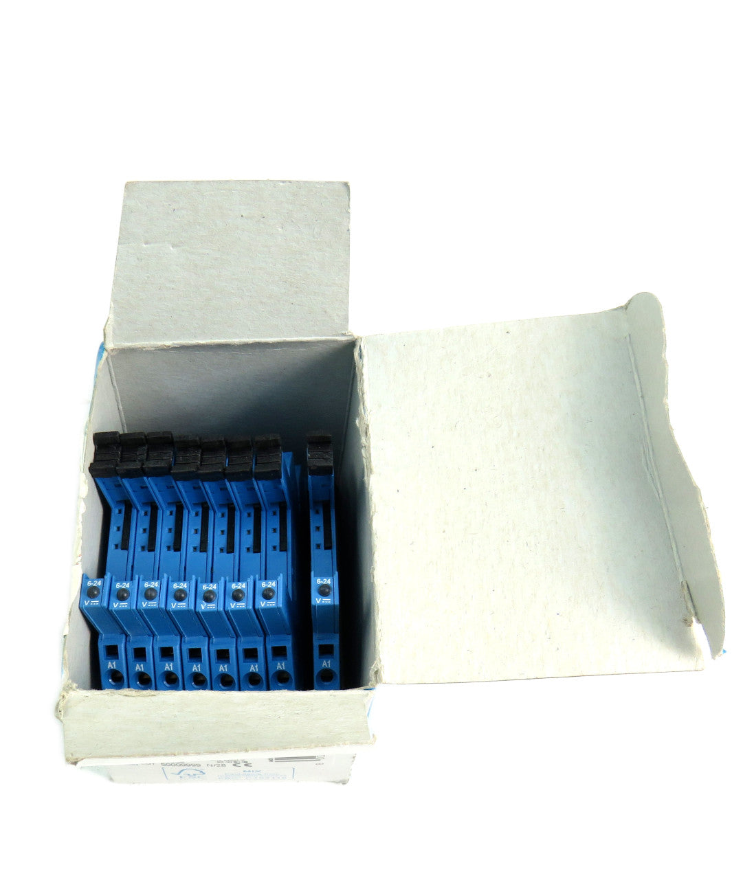 FINDER  8PCS 93.51.7.024 Relay Socket   Lot of 8 New