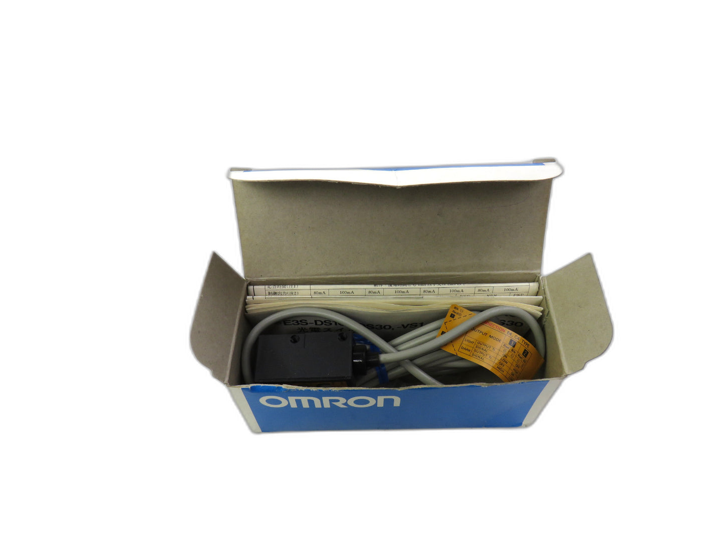 OMRON  ES3-DS10E4    New