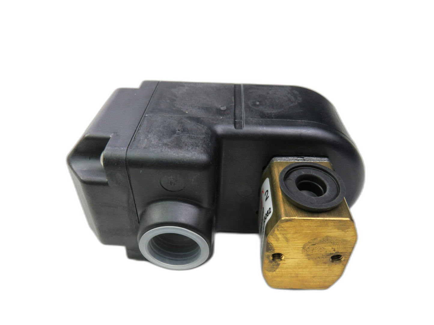 GEMU 8303 2M 112 21 24 SOLENOID VALVE = NORGREN 4220 4270 COIL + 9600210    New