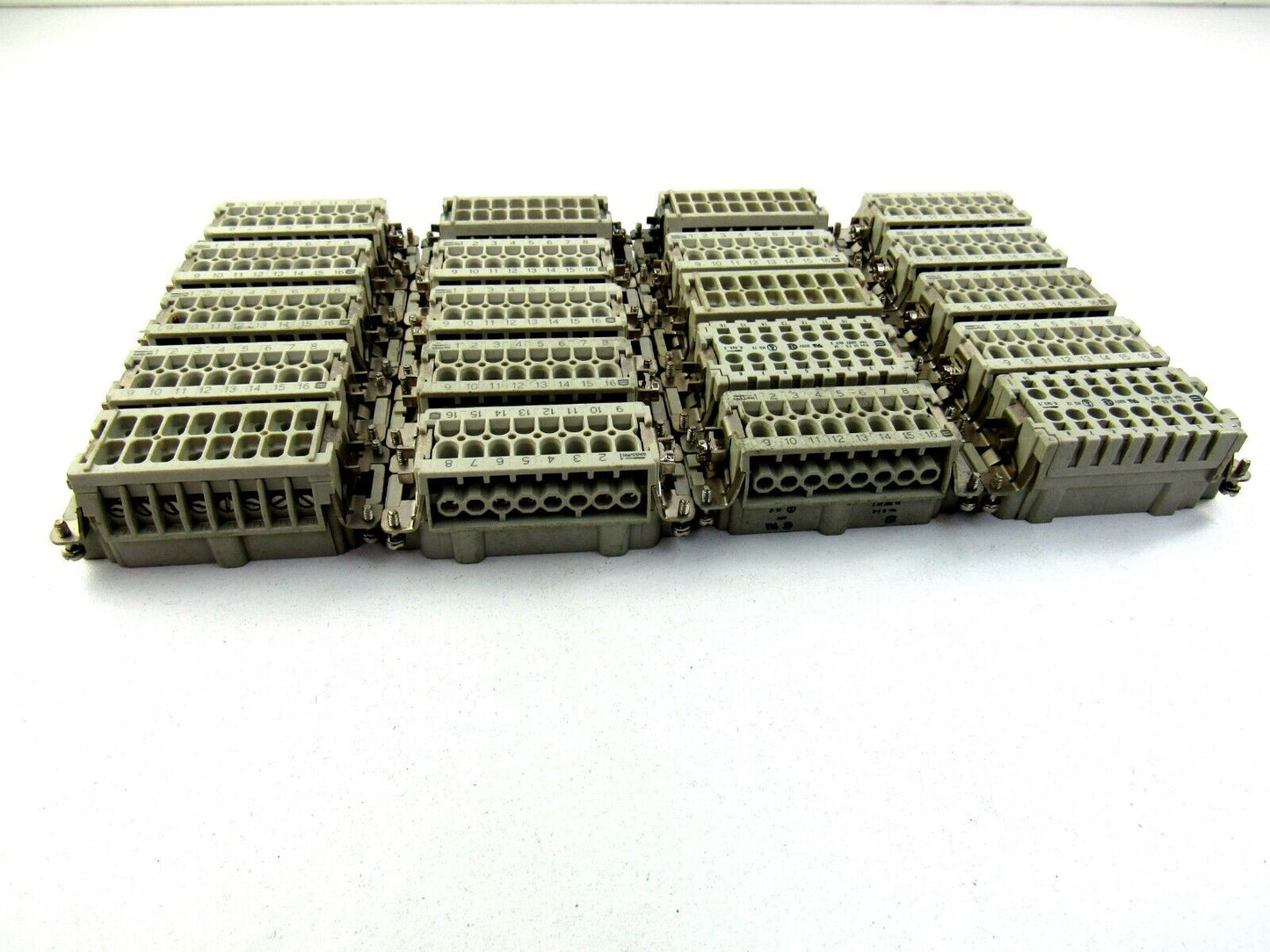 Harting Han 16 E-M Han E16M male connector  Lot of 20