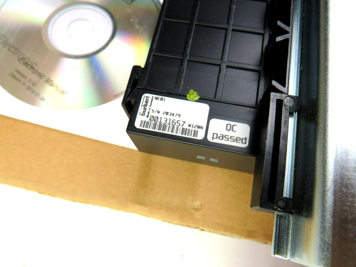 BURKERT  00183055 8640 valve block 24 x bank 6524    New