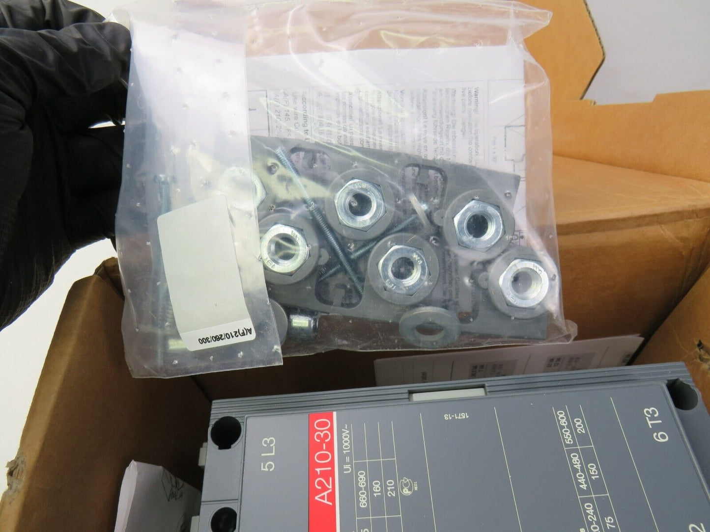 ABB A210-30-11 1SFL511001R8011    New