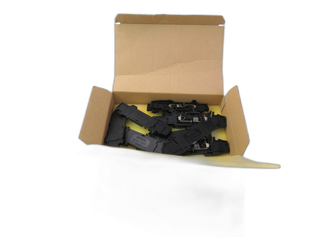 E-T-A ETA 17PLUS-QA0-LR 251093-002 Lot of 10 New