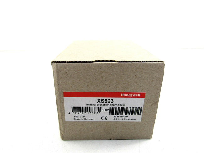 Honeywell  XS823 TERMINAL SOCKET FOR BINARY INPUTS  New