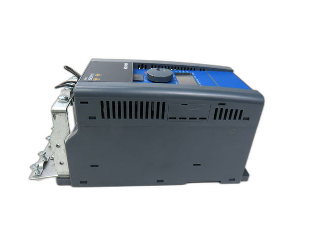 VACON VACON0010-3L-0004-4-MACHINERY 10 1.1kW / 400V /    New