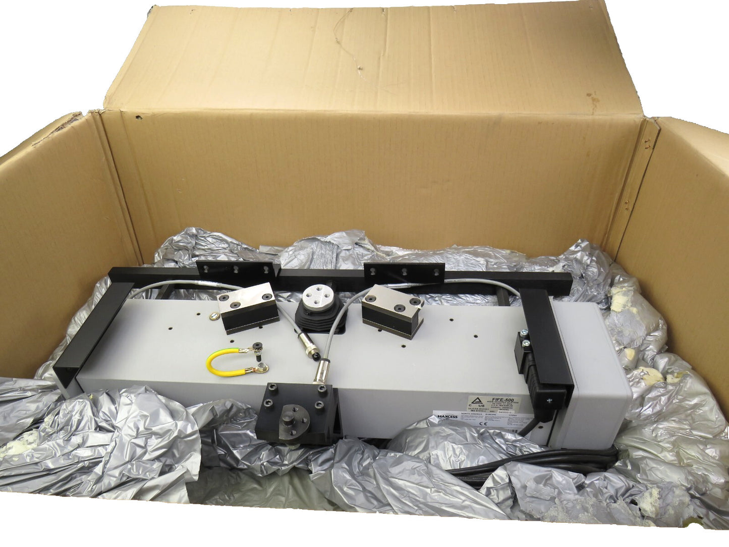 MAXCESS FIFE NW-6400210 FIFE-500 WEB GUIDING SYSTEM SIZE=3 L=300 F=400      New