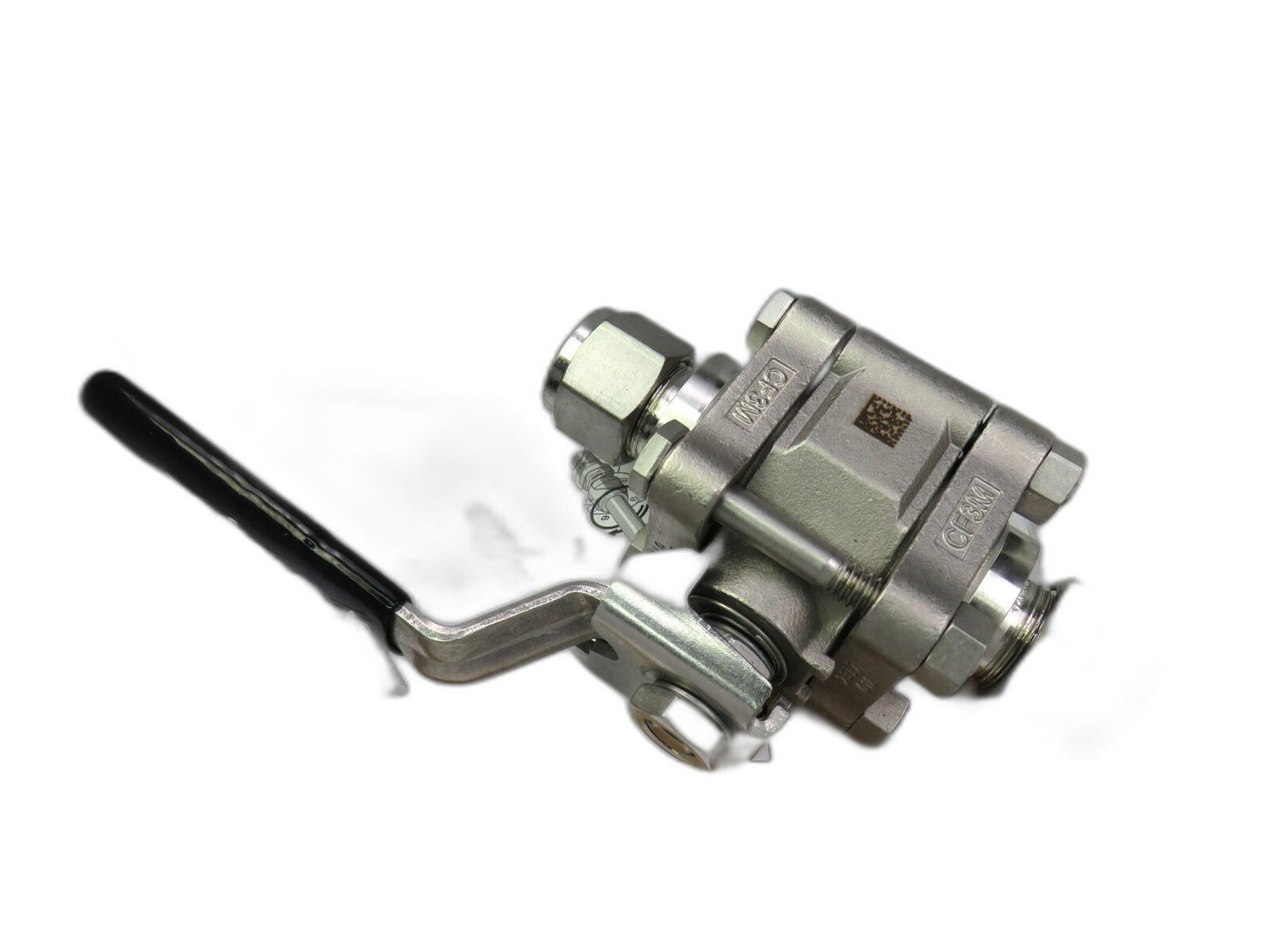 SWAGELOK SS-63TS8 ball valve    New