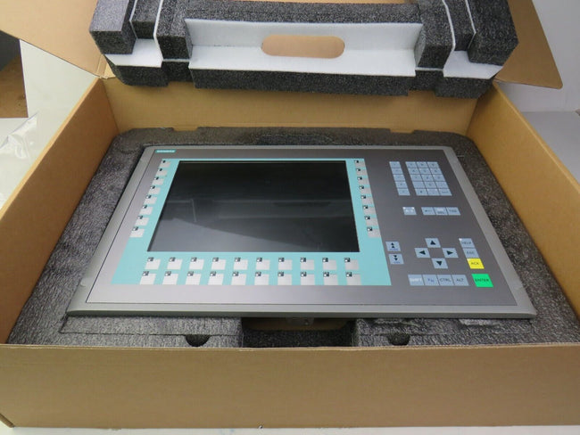 SIEMENS MP 377 PANEL 6AV6 644-0BA01-2AX1 6AV6644-0BA01-2AX1 mint
