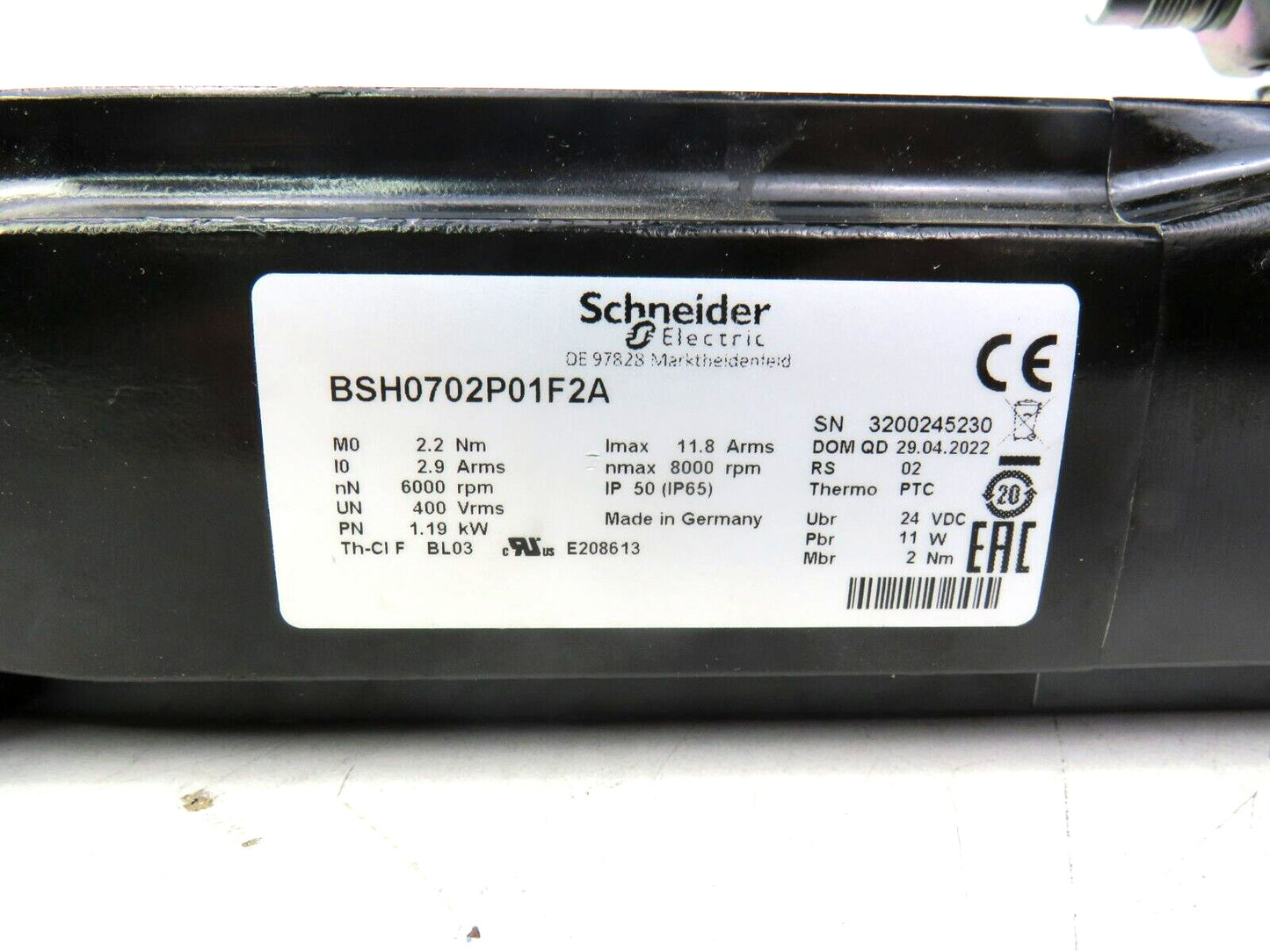 SCHNEIDER Electric BSH0702T01F2A SERVOMOTOR    New