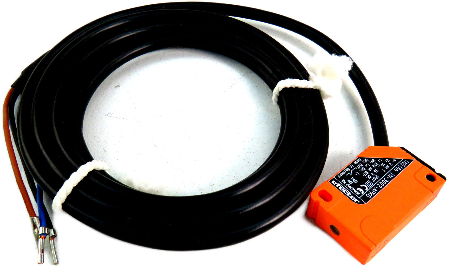 IFM  IN5186 IN-3002-APKG sensor proximity switch    New