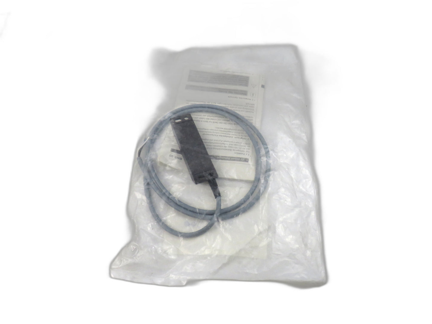 SCHMERSAL  BNS33-12Z BNS 33-12Z 101109211    New