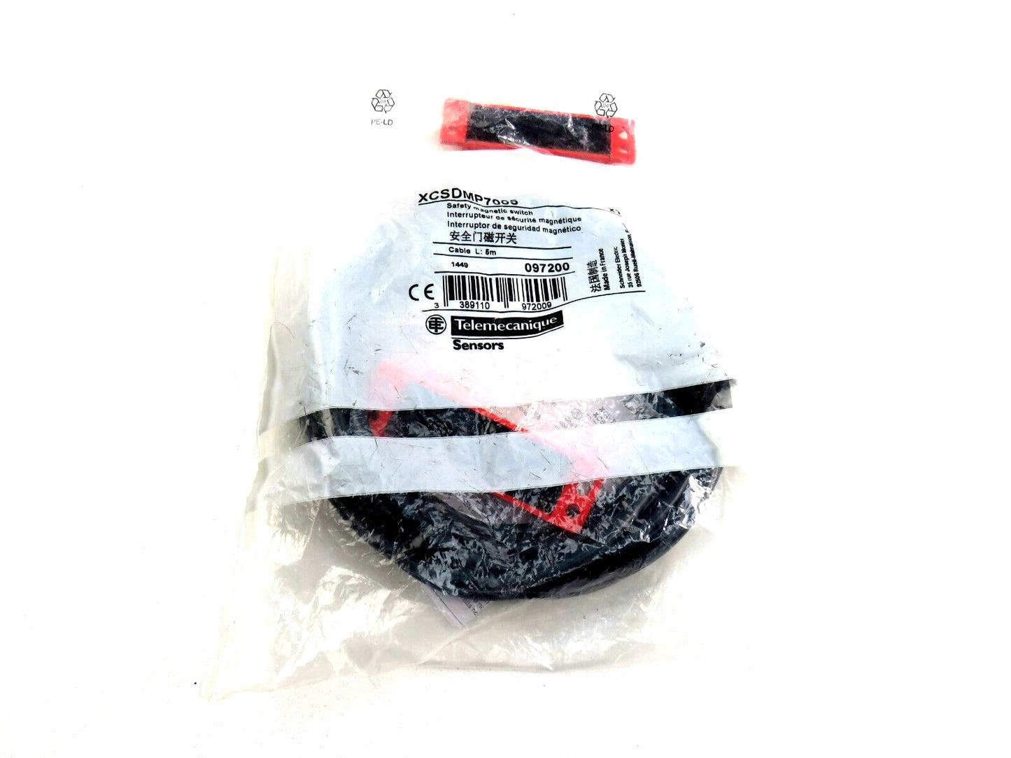 TELEMECANIQUE XCSDMP7005  SCHNEIDER XCSDMP7005  SAFETY MAGNETIC SWITCH     New