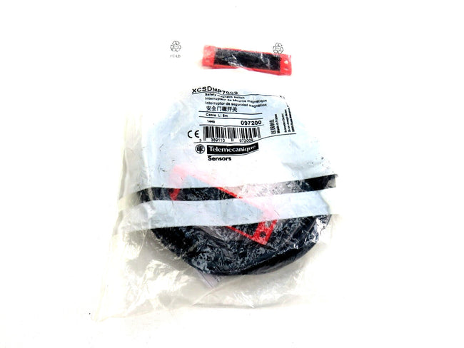 TELEMECANIQUE XCSDMP7005  SCHNEIDER XCSDMP7005  SAFETY MAGNETIC SWITCH     New
