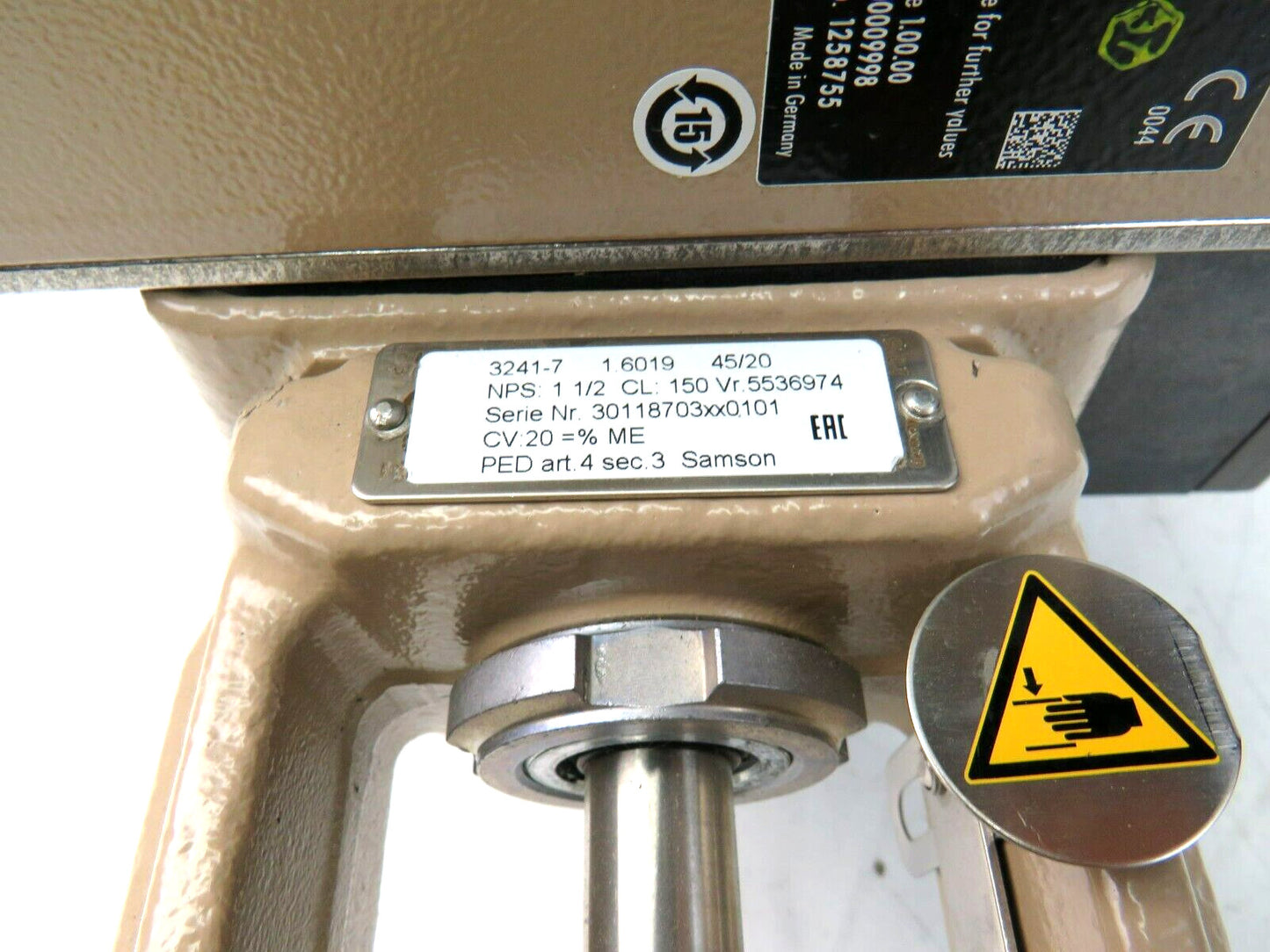 SAMSON 3241-7 CF8M + 3730-3 + 3277 175 V2 CM² + 3241 NPS: 1 1/2" CL150   New