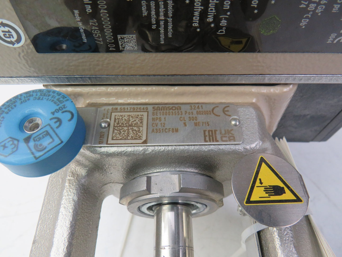 SAMSON 3241-7 A351CF8M + 3730-3 + 3277 350 CM² + 3241 Pneumatic Actuator    New