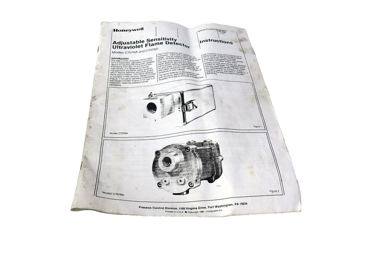 Honeywell  C7076A1031 C7076A 1031 1 230vac UV Flame Detector    New