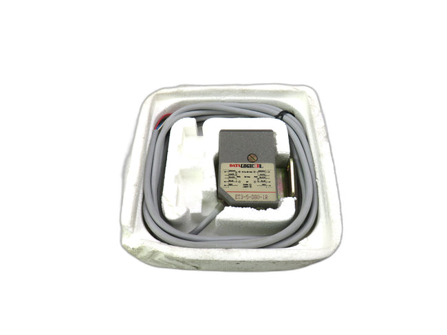 DATALOGIC ET3-5-D80-IR ET3-5-D80IR LIGHT/DARK, 2M CABLE, 10-30 VDC   New