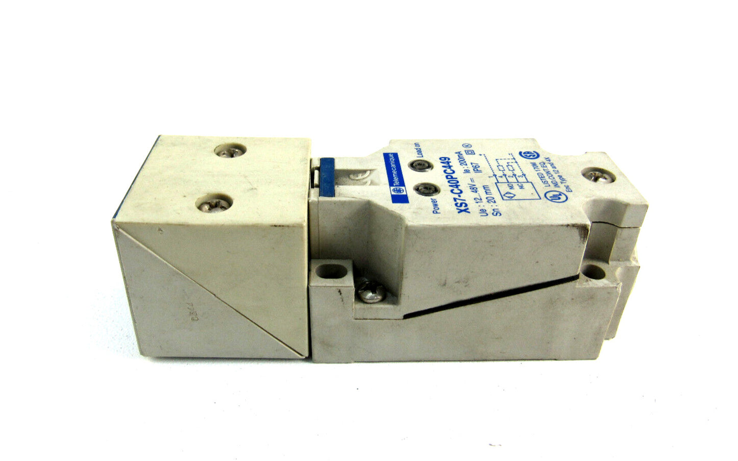 Telemecanique  XS7-C40PC449    New