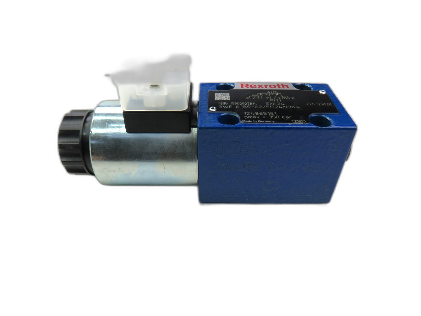 Rexroth Bosch R900907814 SOLENOID VALVE    New