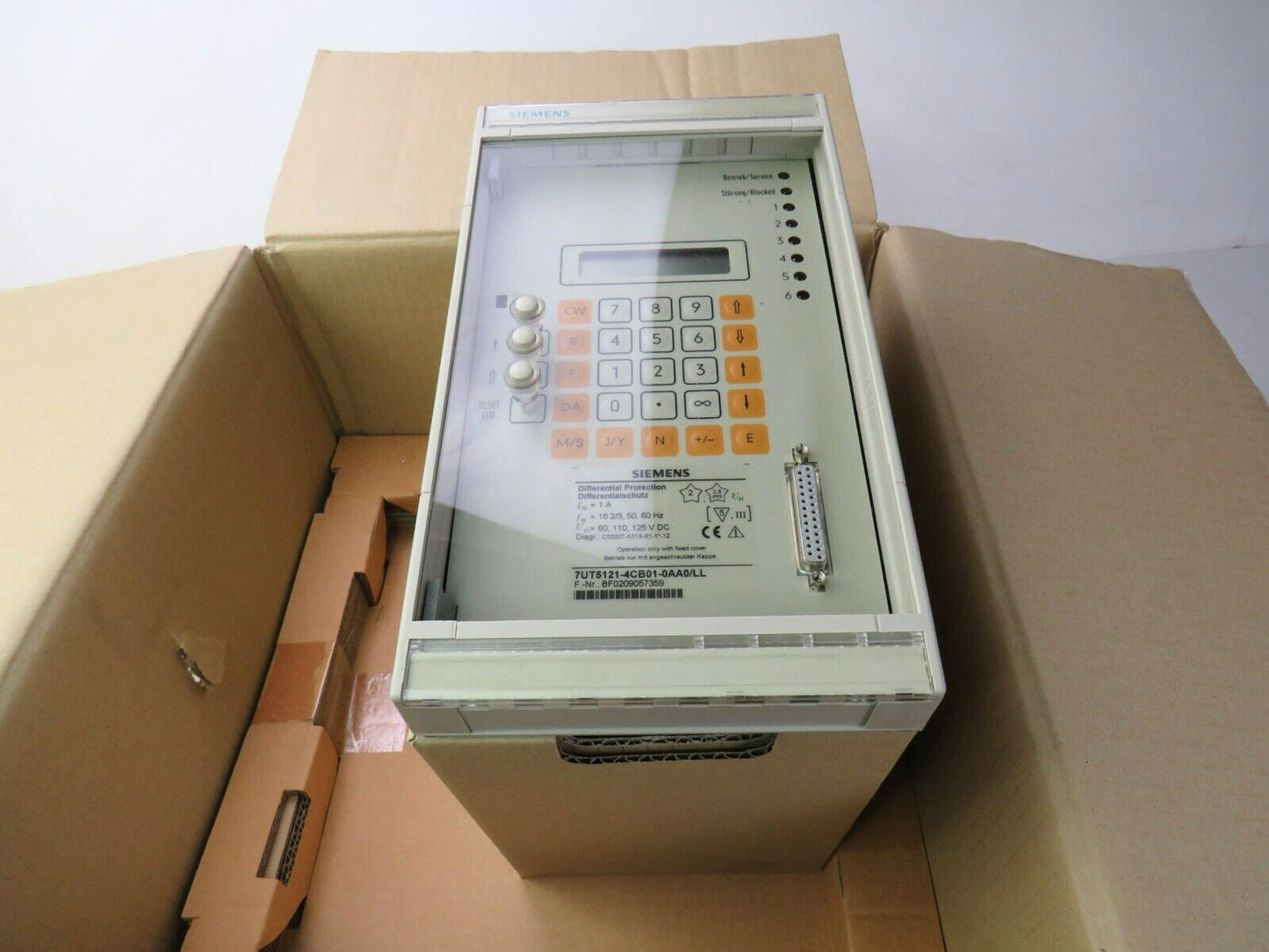 SIEMENS 7UT5121-4CB01-0AA0 /LL 7UT5121-4CB01-0AA0/LL   New