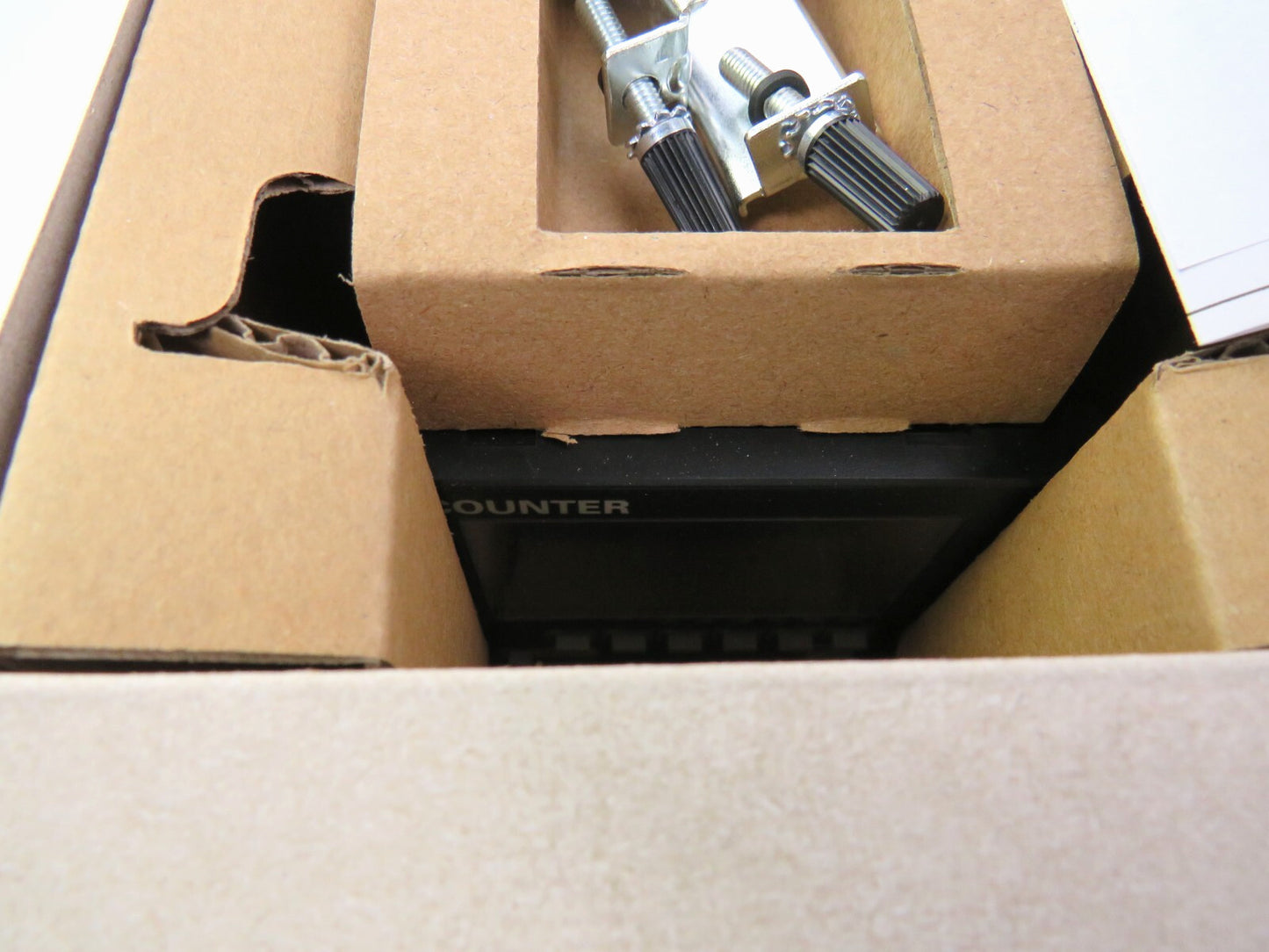 OMRON  H7BX-A    New